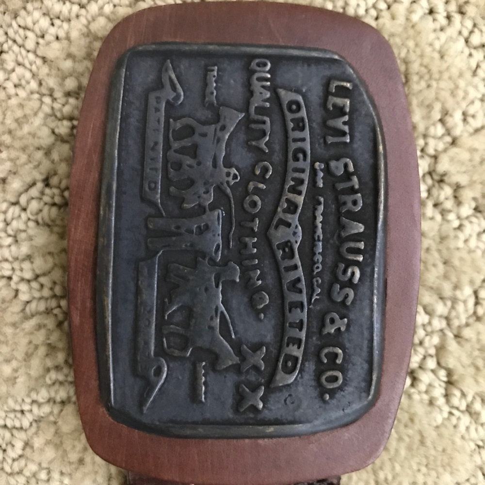 Levi’s brown leather belt